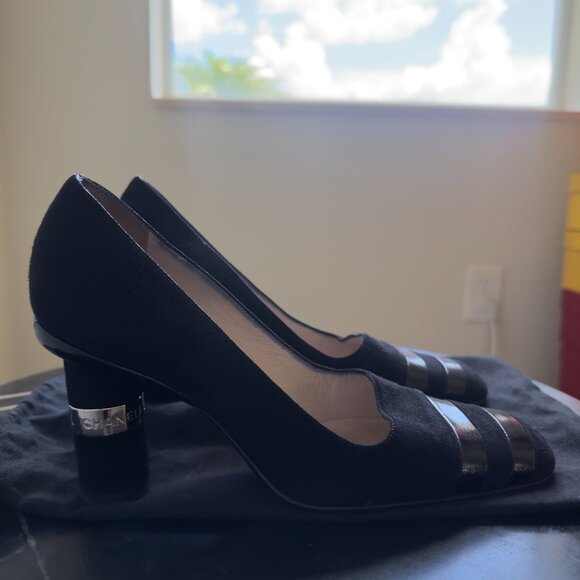 Chanel Suede Pump with Strip Detail - Picture 2 of 4